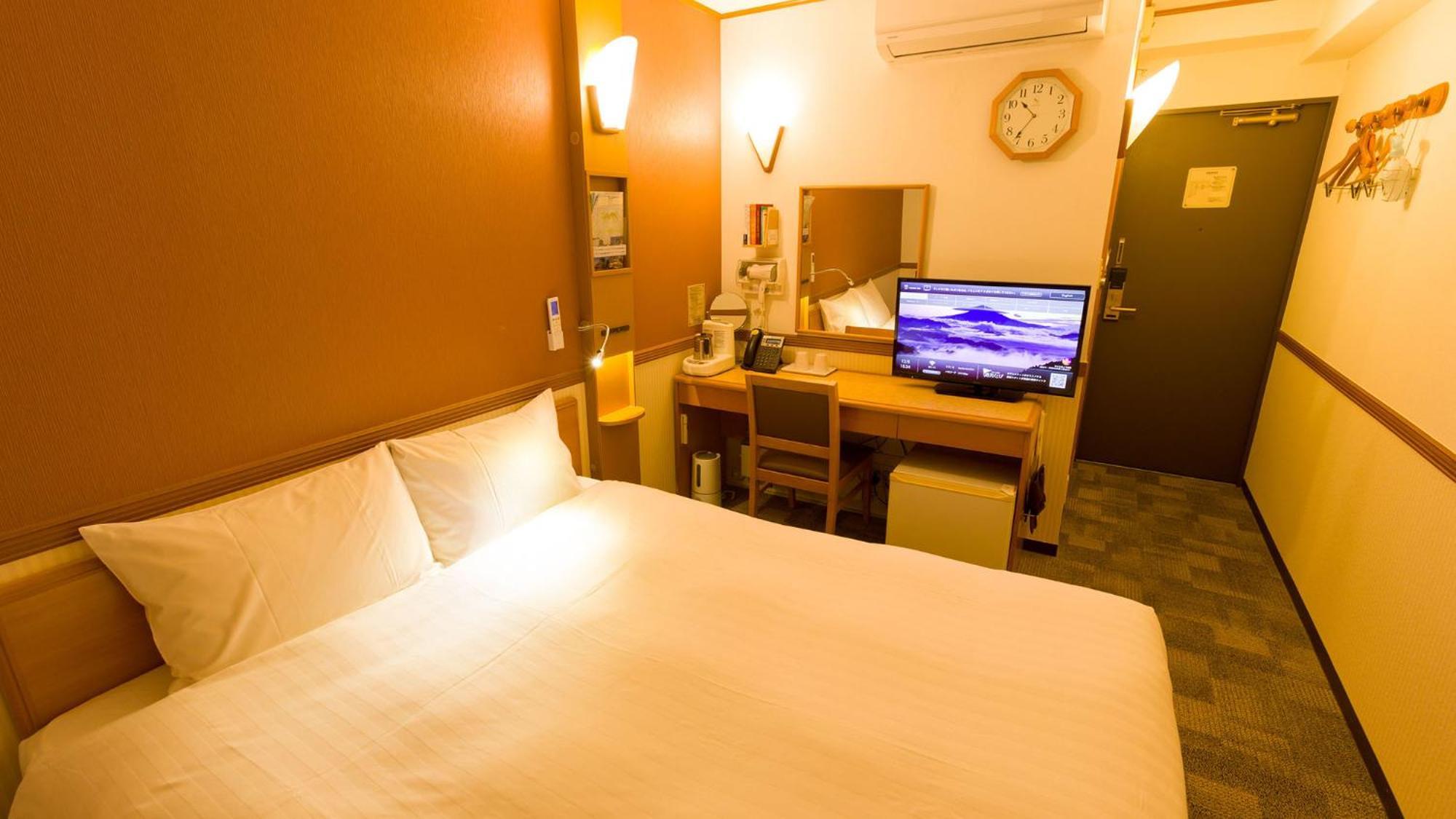 Toyoko Inn Hakata-Eki Bus Terminal Mae Fukuoka  Room photo